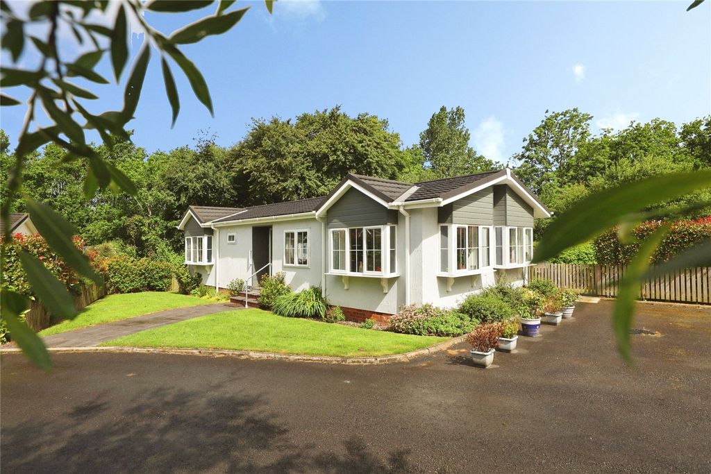 Property photo 1 of 25 Picture No. 24