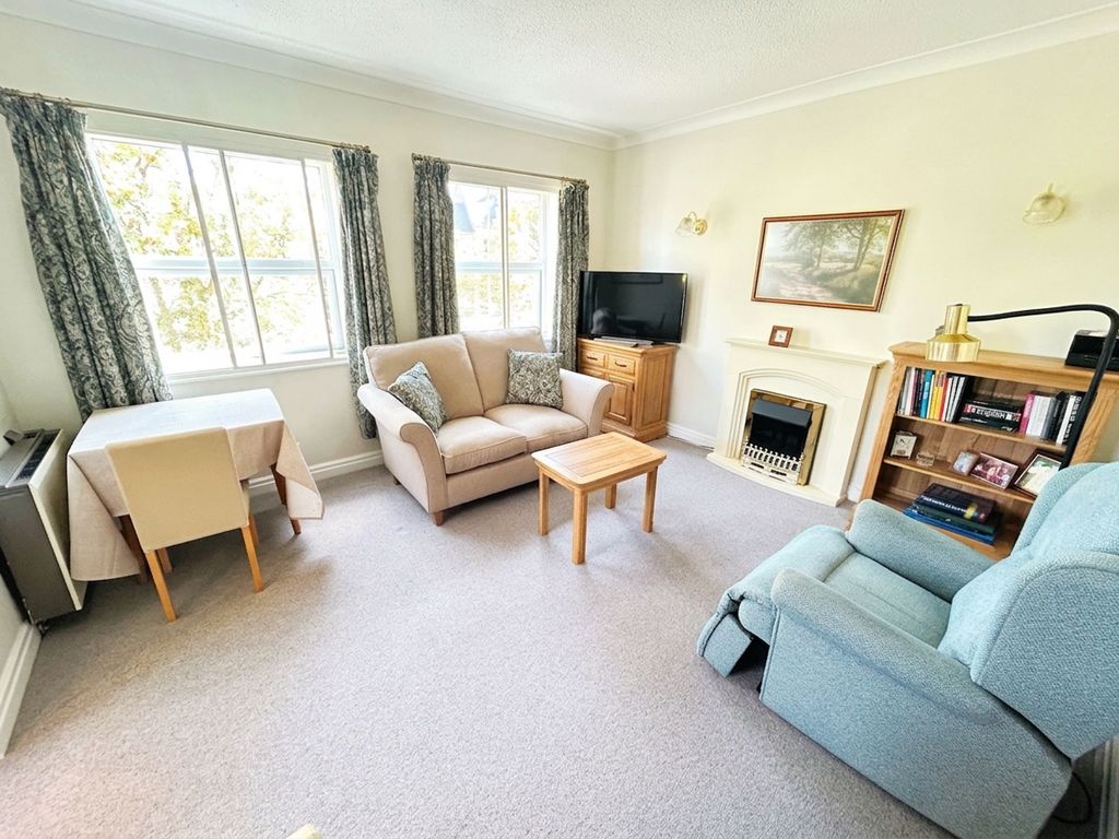 Property photo 3 of 15