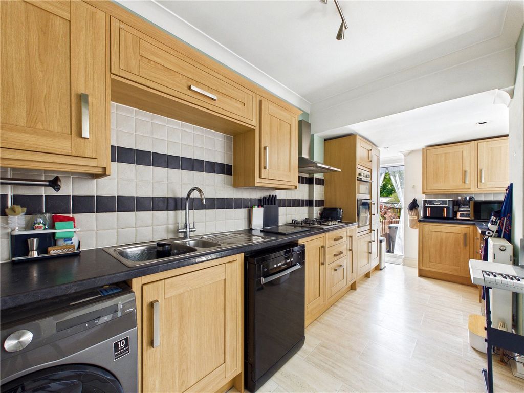 Property photo 3 of 12 Picture No. 06