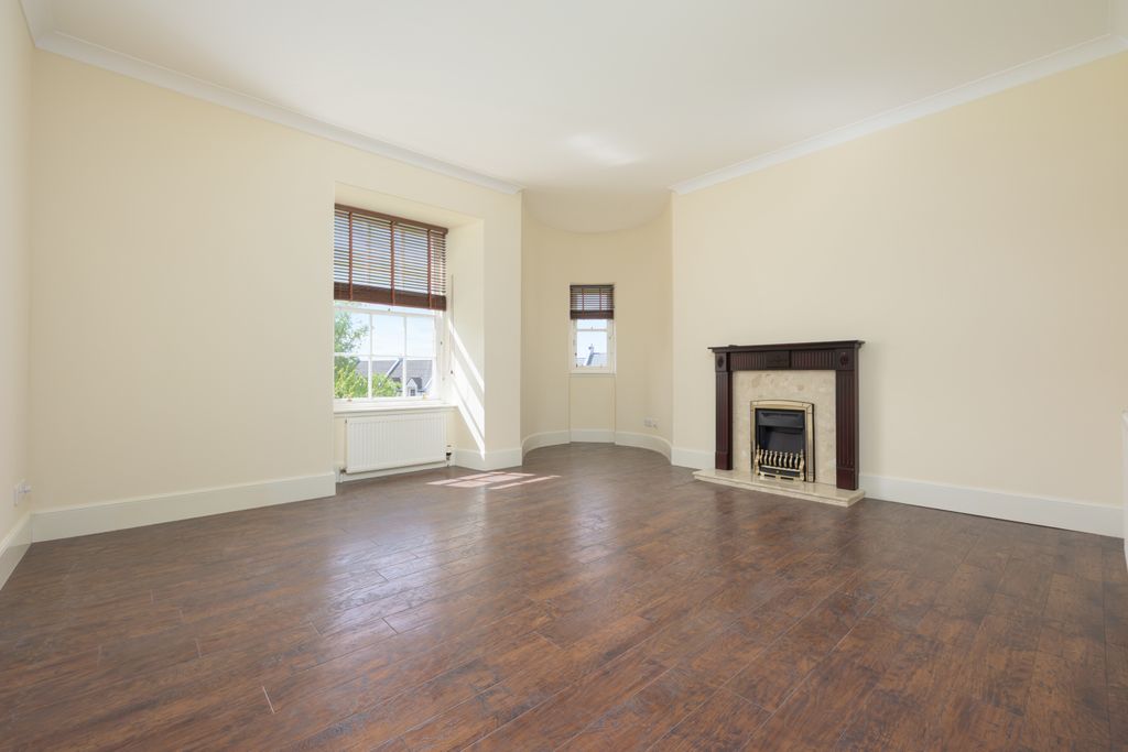 Additional image 5 of 3 bed flat for sale11 Craigflower House, Torryburn KY12