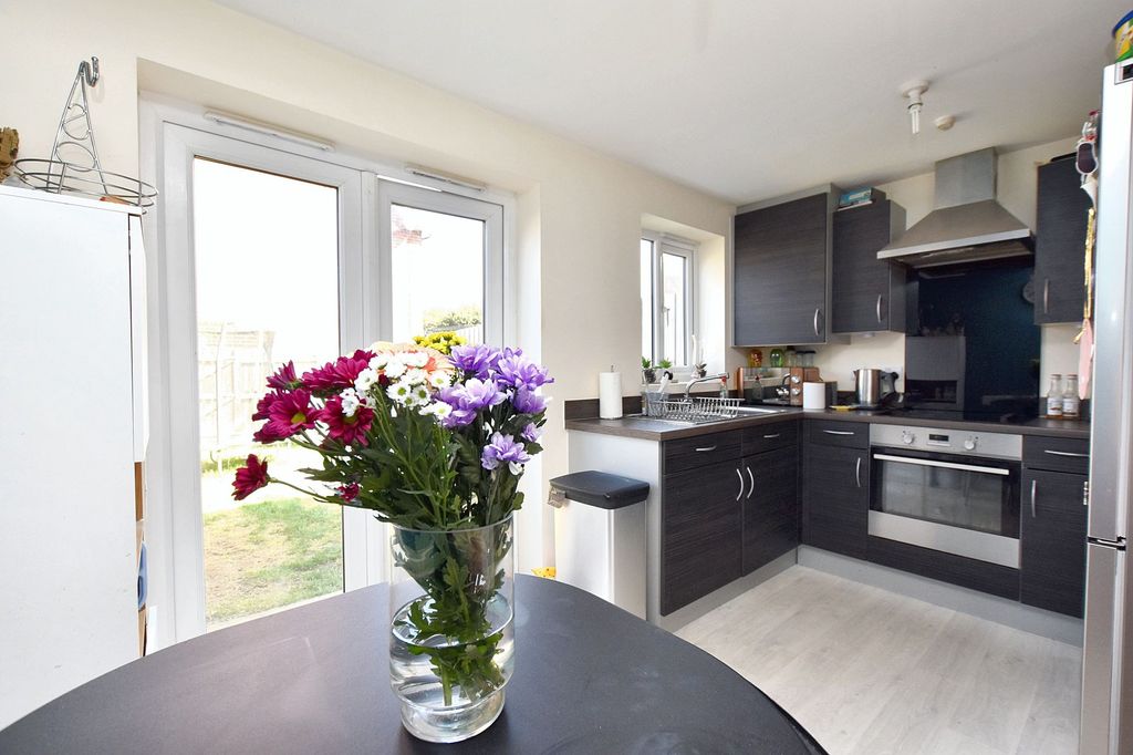 Property photo 3 of 14 Kitchen/Diner