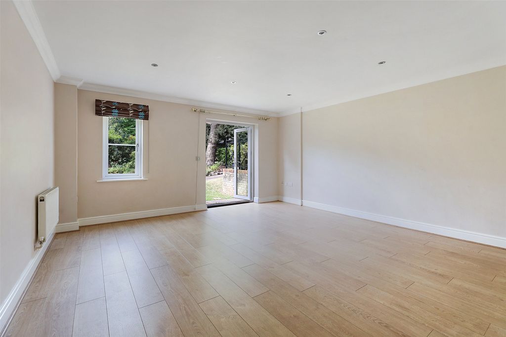 Property photo 3 of 13 Picture No. 07