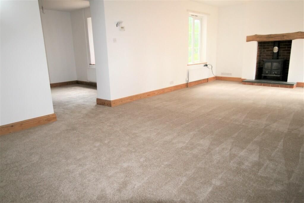 Property photo 3 of 27