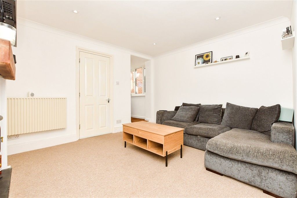 Property photo 1 of 12 Living Room