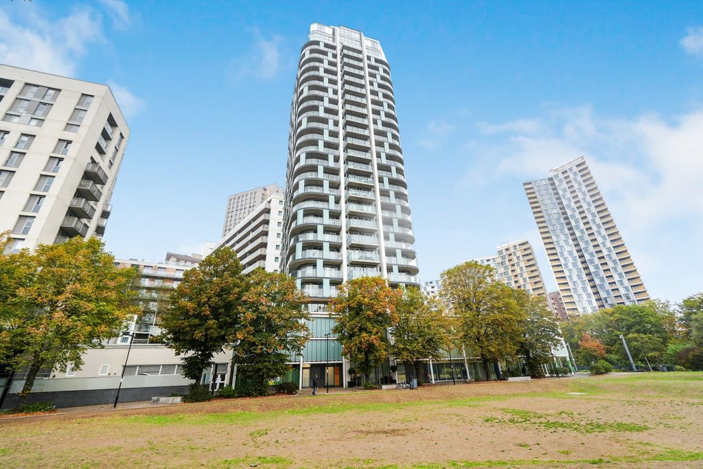 Property photo 1 of 15 Pbox-Img.Jpg