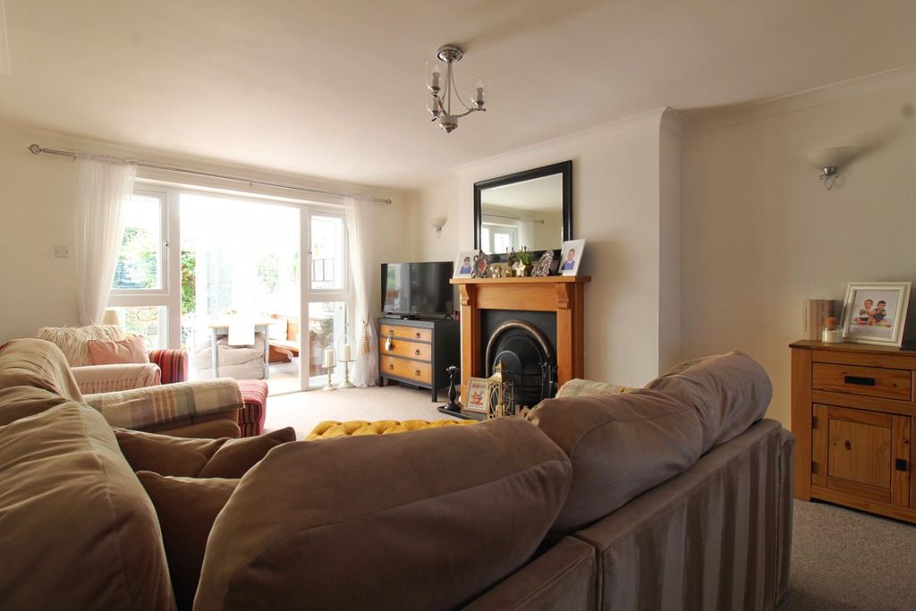 Property photo 3 of 33 Img_2772_Inpixio.Jpg