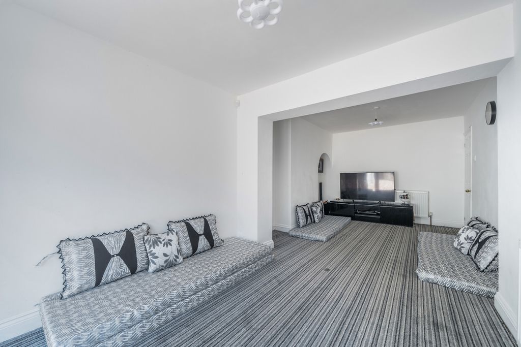 Property photo 2 of 18 1336403-5-6895Fd4...