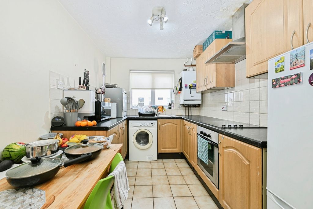 Property photo 2 of 19 Pbox-Img.Jpg