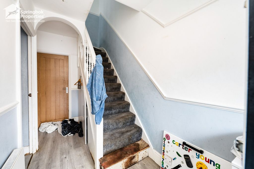 Property photo 2 of 19 Image 1