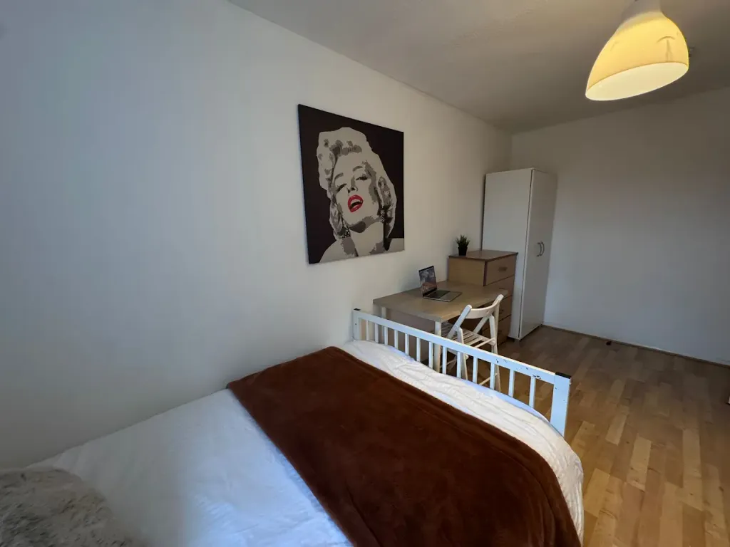 Property photo 1 of 4