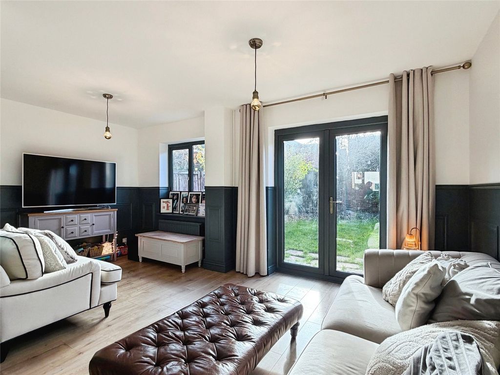 Property photo 3 of 12 Picture No. 25