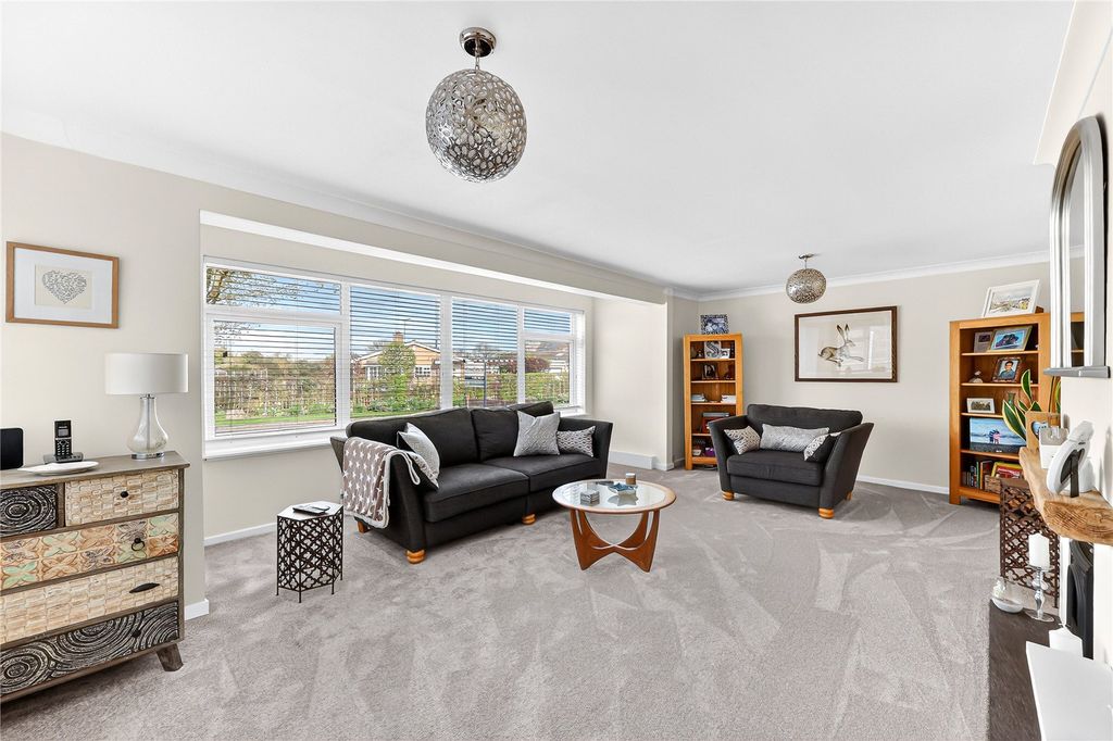 Property photo 3 of 35 Picture No. 24