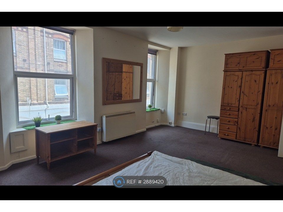 Property photo 3 of 4