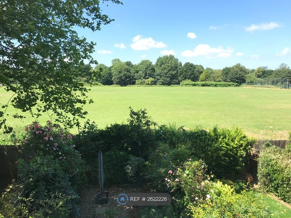 Property photo 3 of 32
