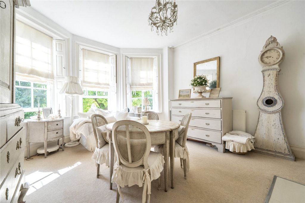 2 bed flat for saleParsons Fee, Aylesbury HP20 photo 5