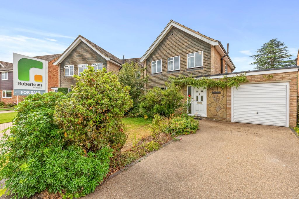 Property photo 1 of 16