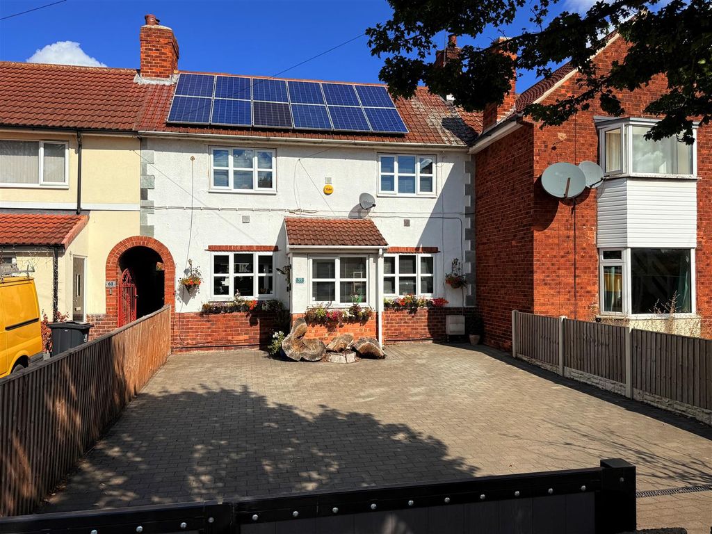 Property photo 1 of 12 Front