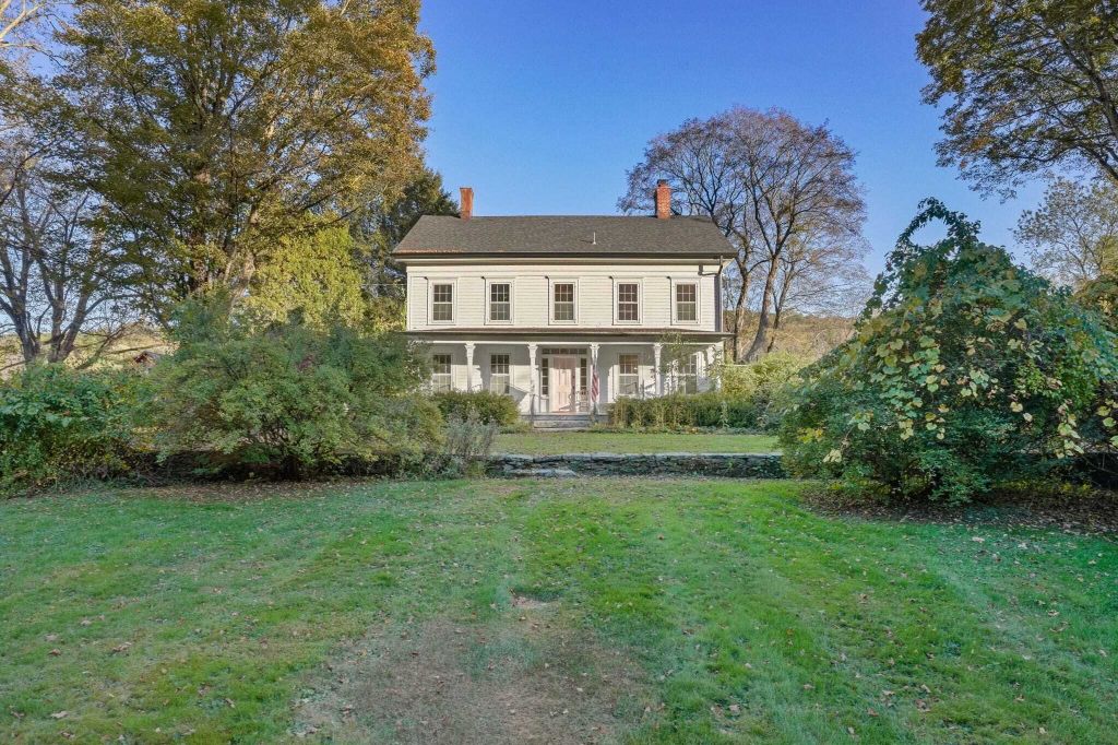 Property photo 1 of 31