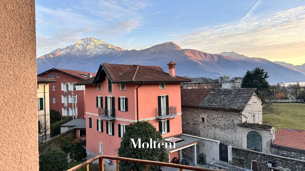 Property photo 3 of 11