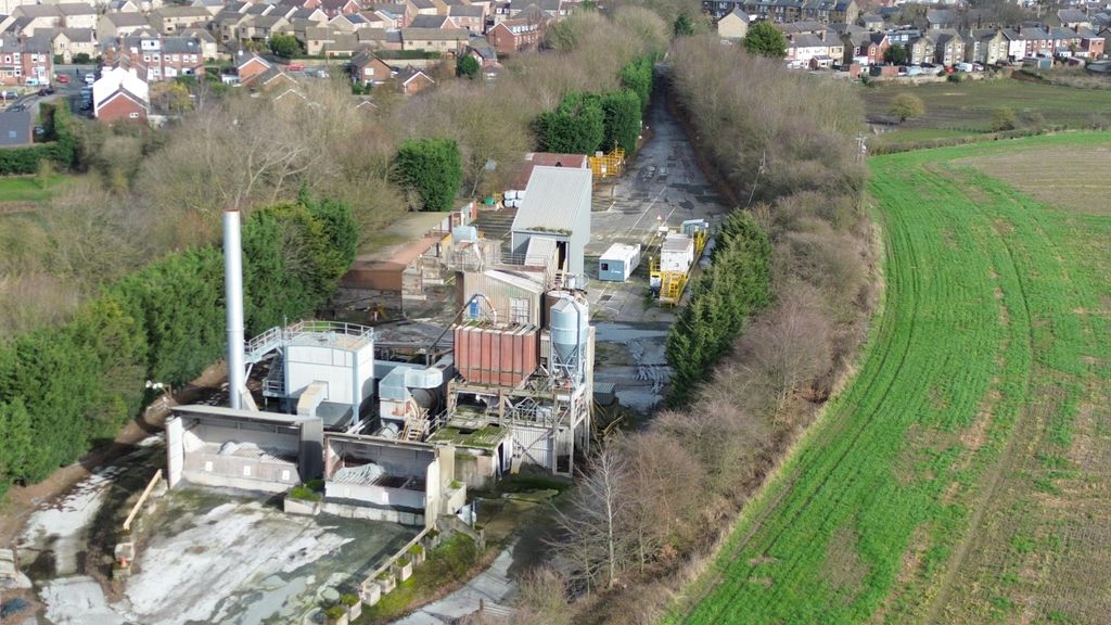 Property photo 2 of 8 Dji_0099.Jpg