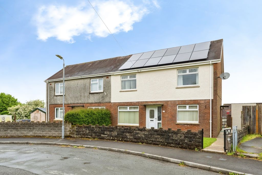 Property photo 1 of 18 Pbox-Img.Jpg