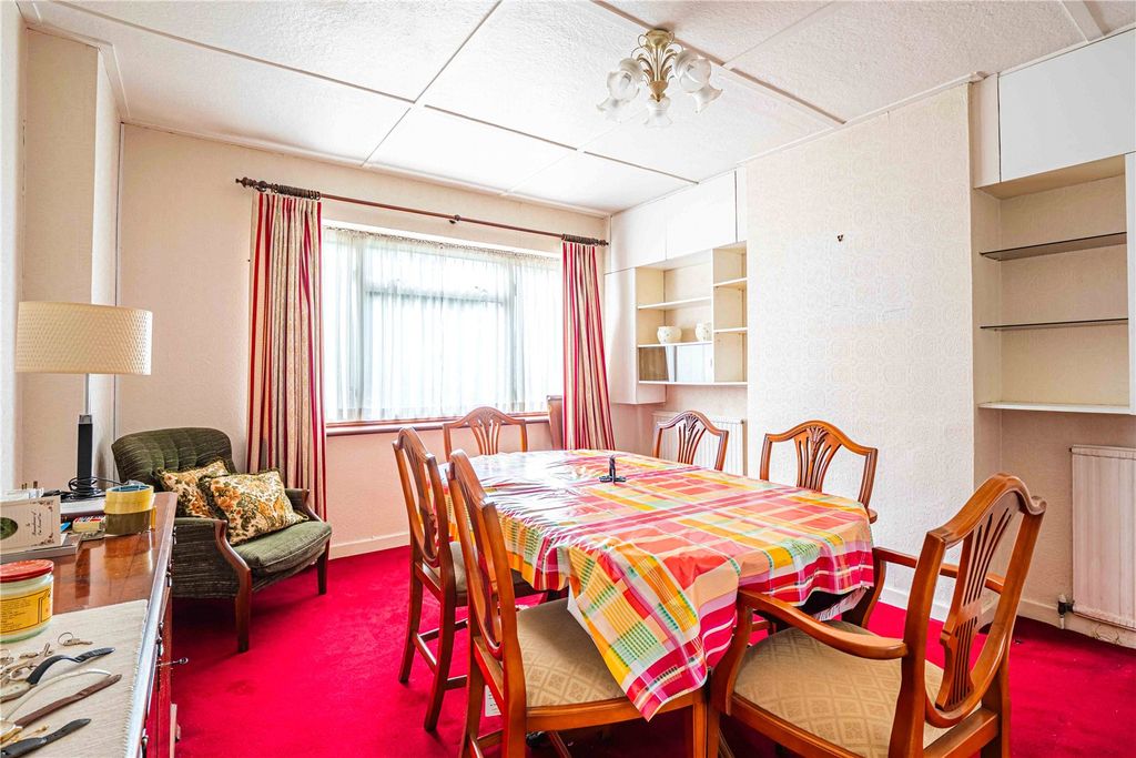 Property photo 3 of 19 Picture No. 05