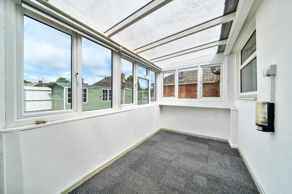 Property photo 3 of 20 Conservatory