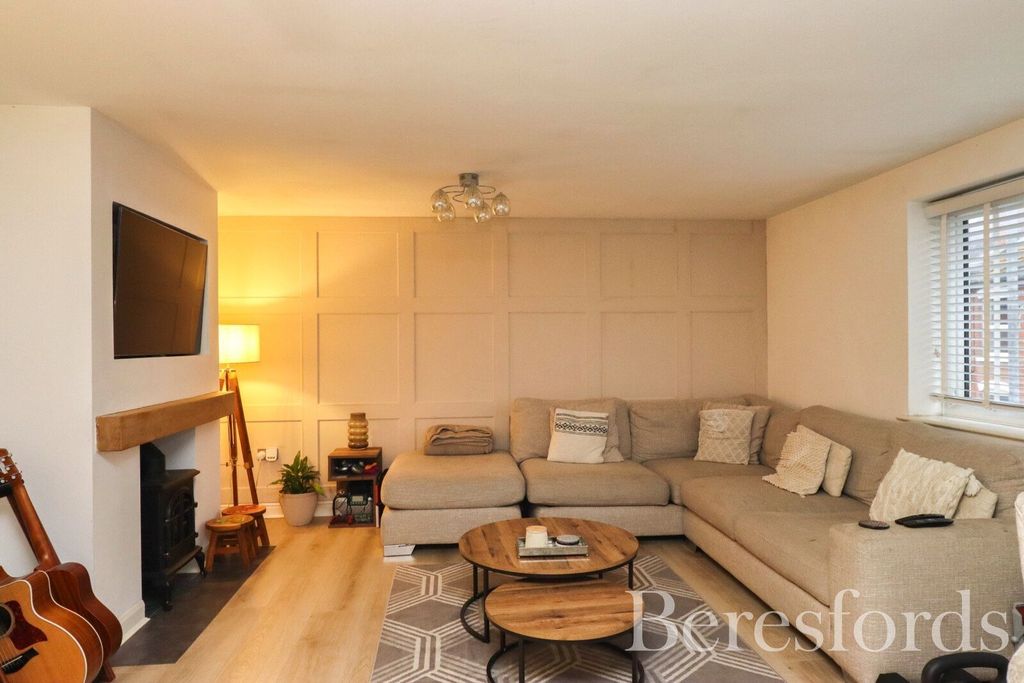 Property photo 3 of 11 Picture 3