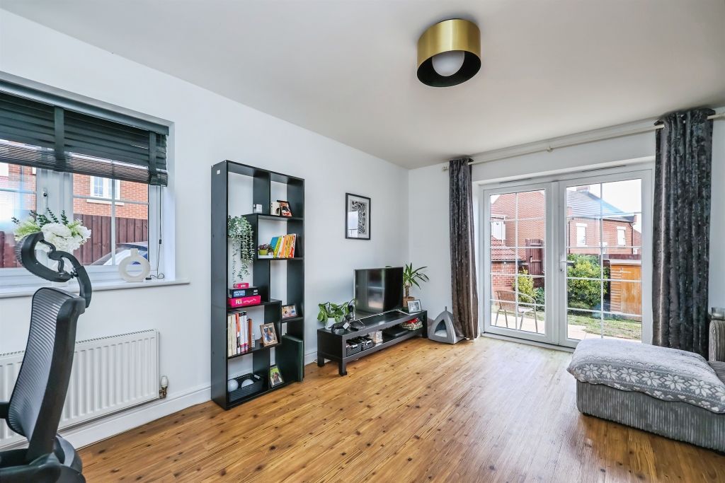Property photo 2 of 17