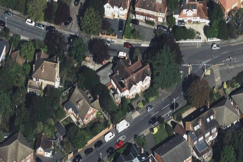 Property photo 3 of 18 Thetford Lodge, 16 Thetford Road, New Malden, Kt3 5DT