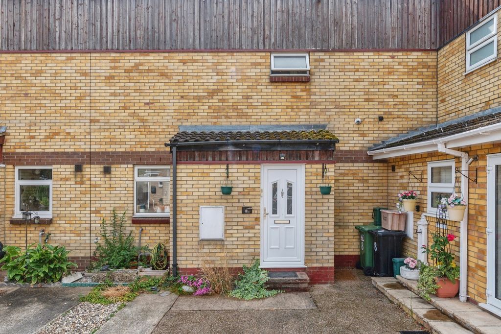 Property photo 1 of 11 Pbox-Img.Jpg