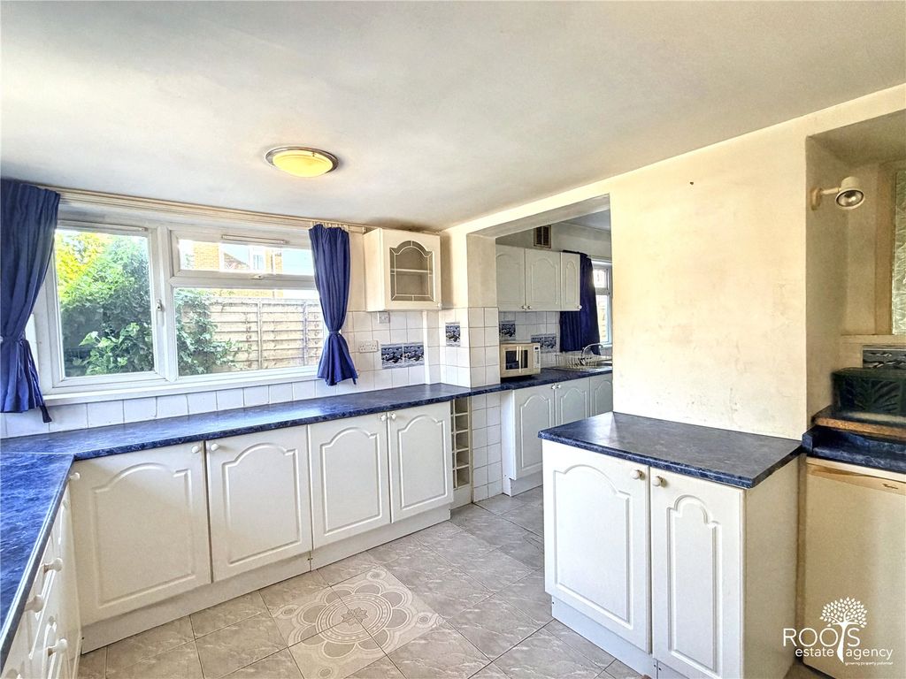 Property photo 2 of 11 Picture No. 04