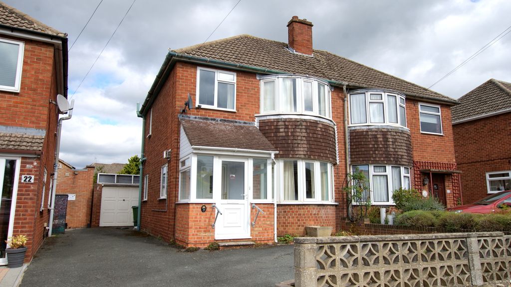 Property photo 1 of 10