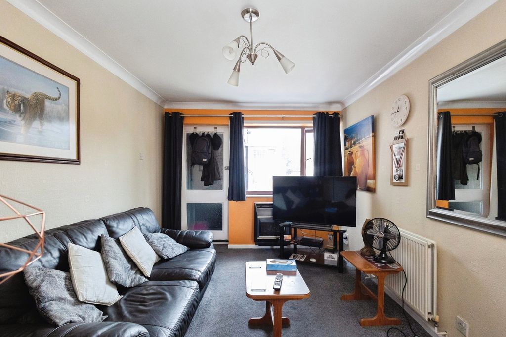 Property photo 2 of 13 Pbox-Img.Jpg