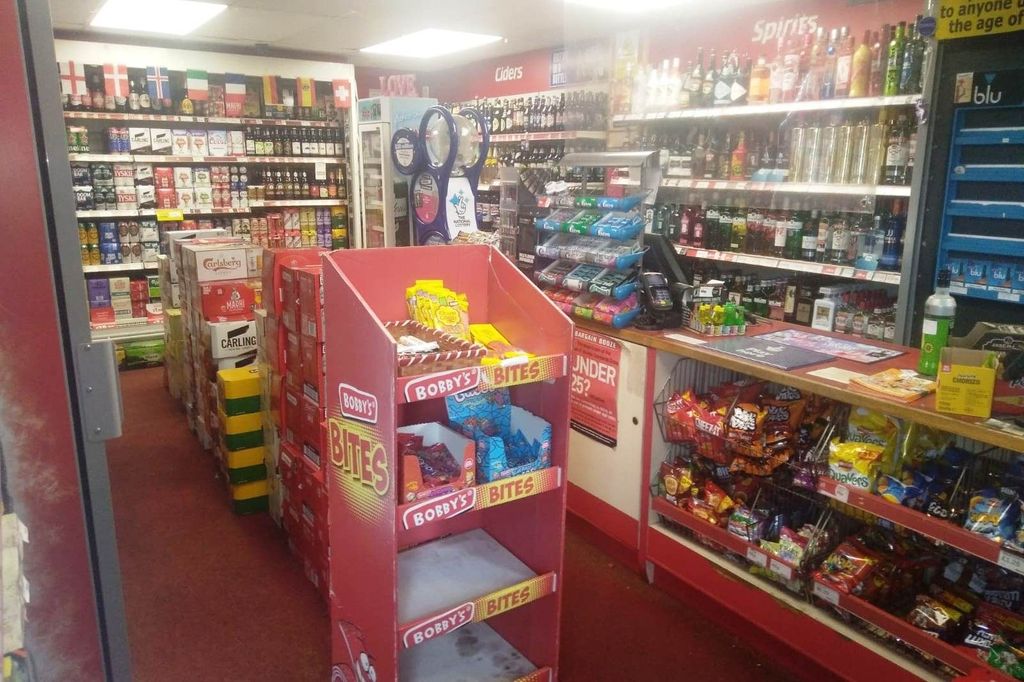 Property photo 2 of 7