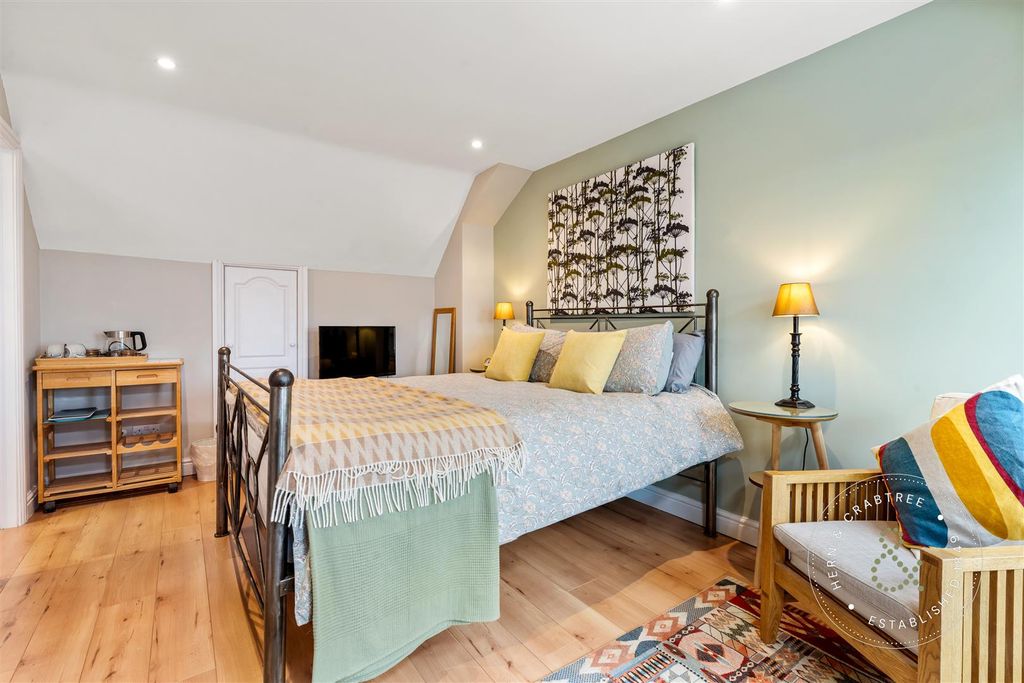 Additional image 47 of 5 bed town house for saleBarquentine Place, Cardiff Bay CF10