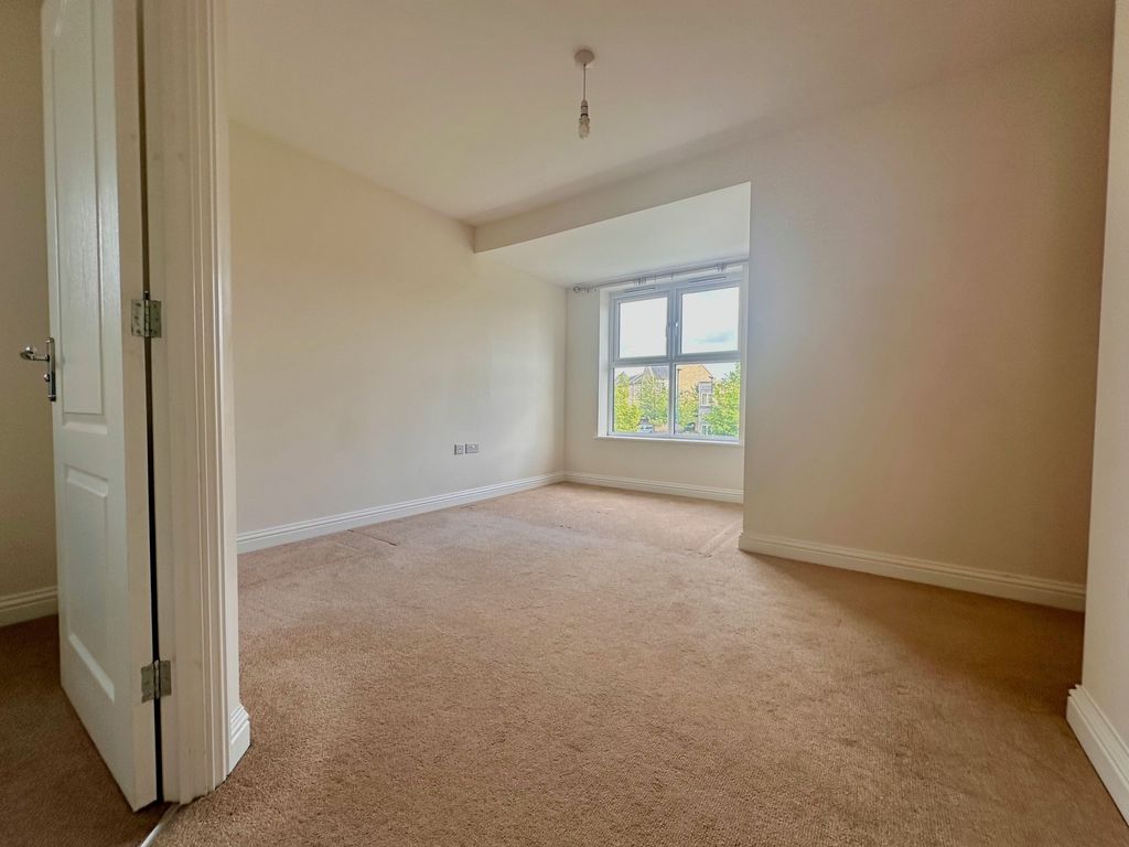 Property photo 3 of 9 View