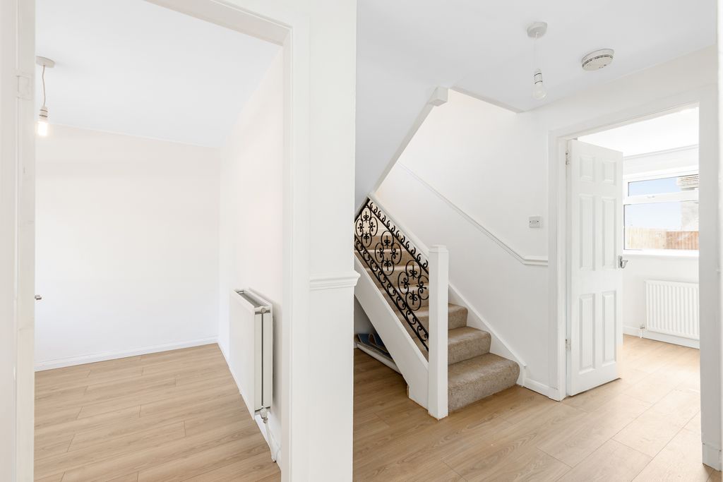 Property photo 3 of 17 Property Image 3