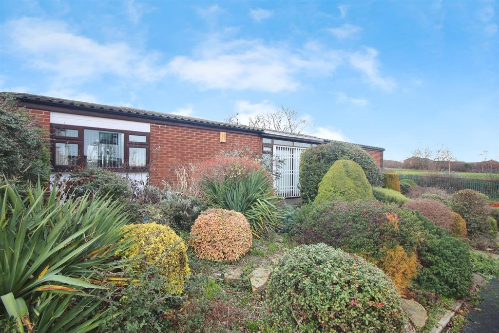 Property photo 2 of 20 Exterior