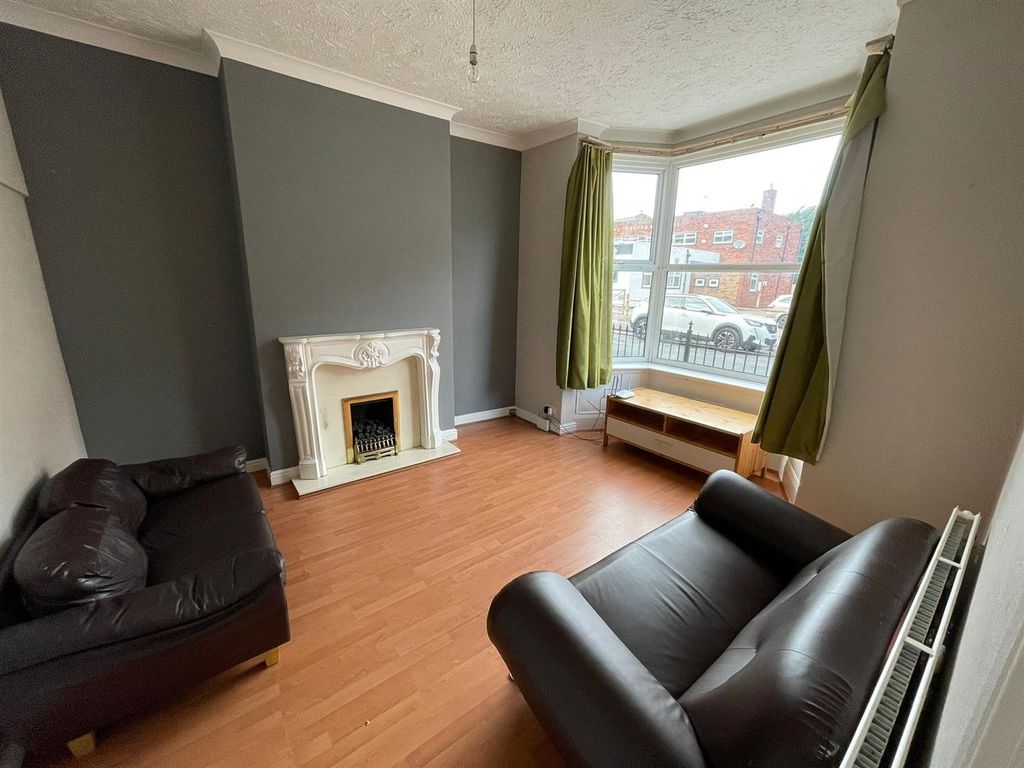 Property photo 1 of 9 101 1.Jpg