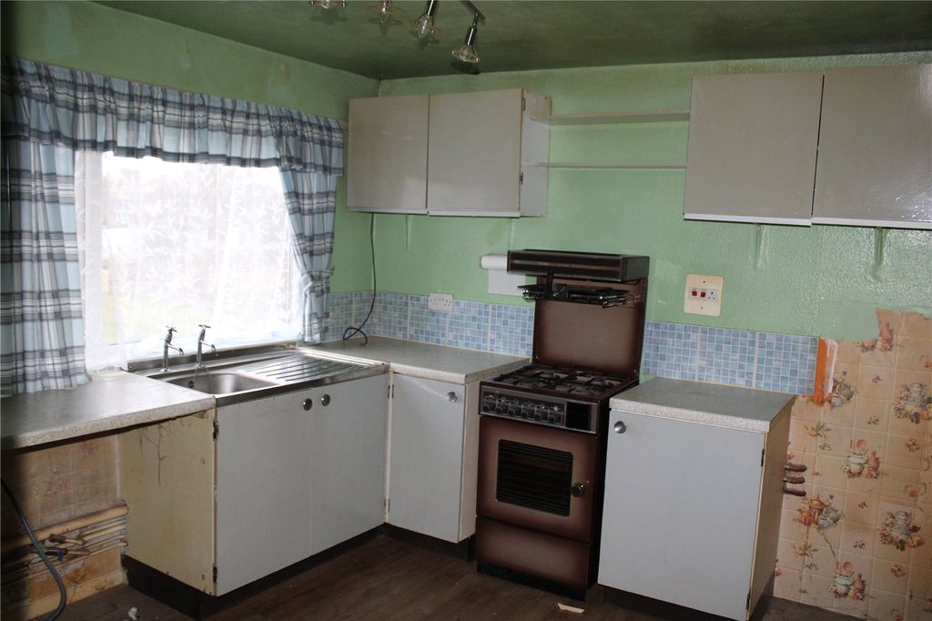 Property photo 2 of 10 Picture No. 03