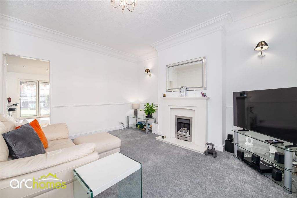 Property photo 2 of 40 Lovers-16.Jpg