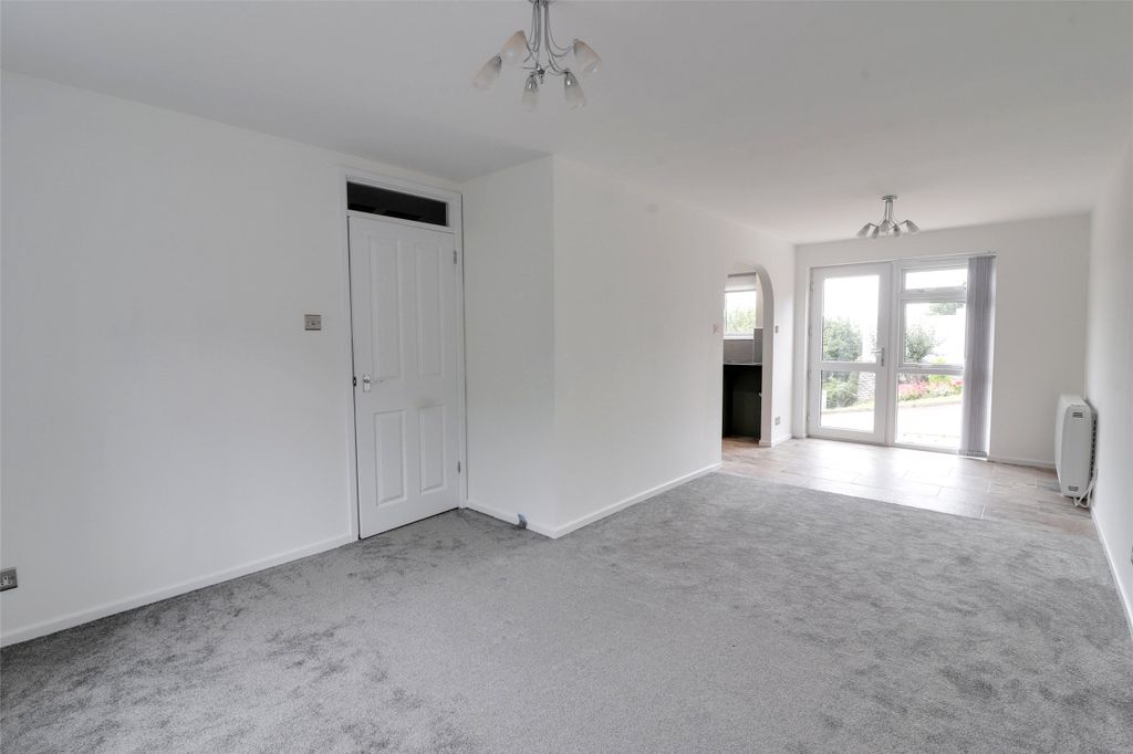 Property photo 3 of 11 3 - Picture No. 03