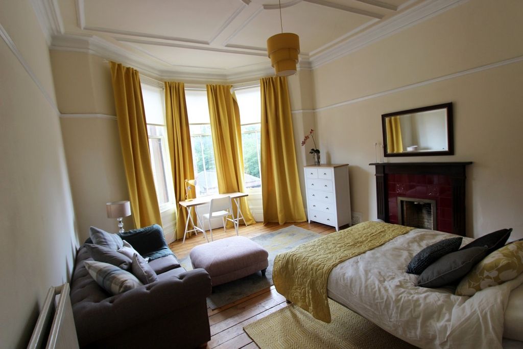 Property photo 1 of 9 Photo 0