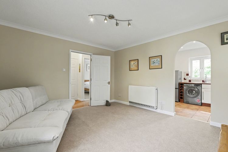 Property photo 2 of 9 326256