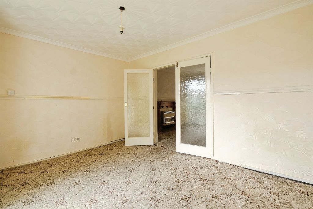 Property photo 3 of 24
