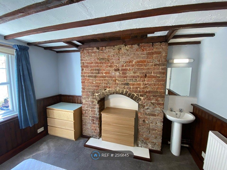 Property photo 2 of 11 Fully Furnished With Own Basin