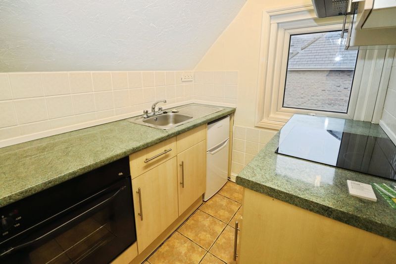 Property photo 3 of 10 Photo 17