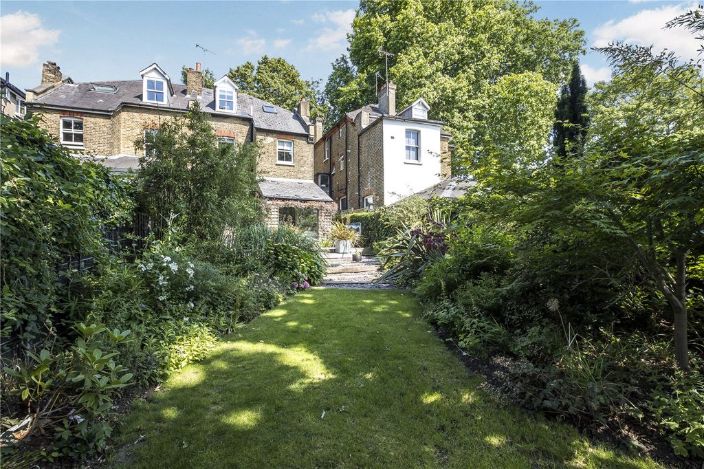 Property photo 3 of 28 Picture No. 46