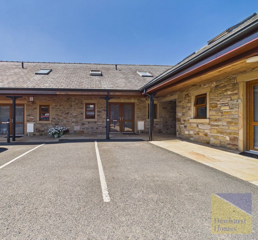 Property photo 1 of 29